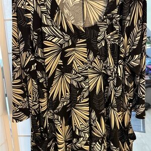 Women's Black and Cream Printed Tunic